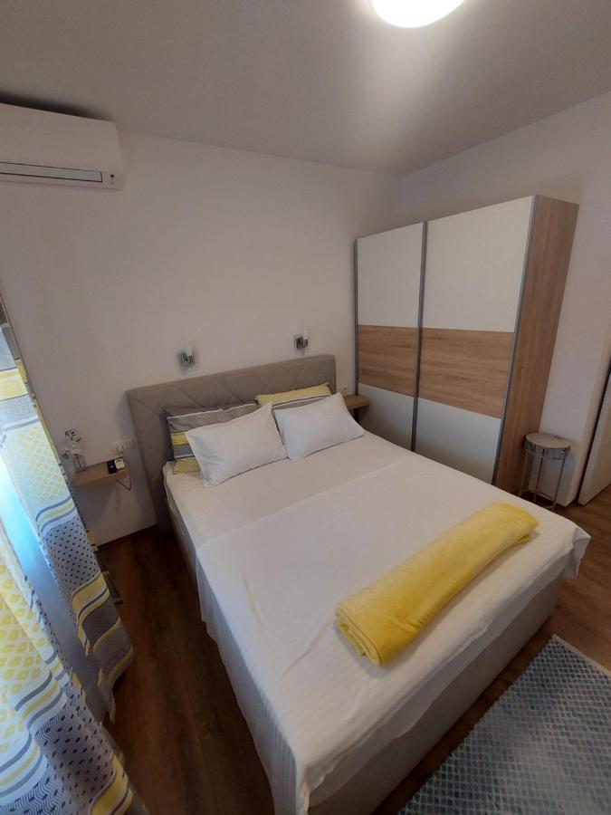 Rooms Nevenka Novi Vinodolski Exterior photo